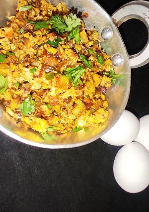 A picture of अंडा भुर्जी.