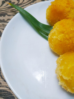 Foto resep Jemblem / Bola Singkong Isi Gula Merah