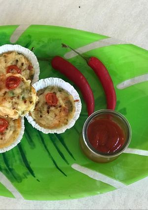 A picture of Semolina muffins.