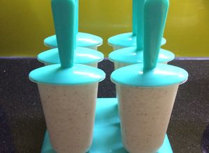 Hình của món Kem chuối con bò cười.