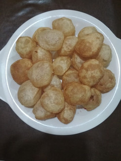 પાણીપુરી ની પૂરી (Panipuri Poori Recipe In Gujarati) રેસીપી મુખ્ય ફોટો