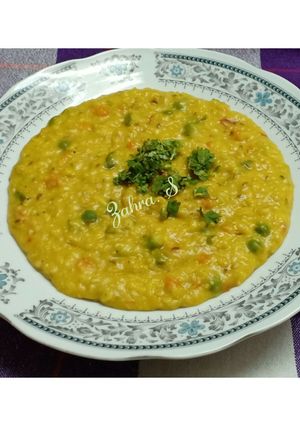 A picture of Veg & Oats Khichdi.