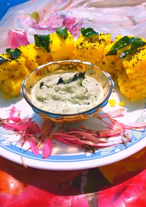 सूजी का ढोकला (Suji ka dhokla recipe in Hindi) रेसिपी मुख्य फोटो