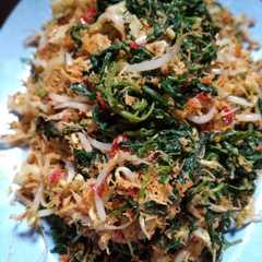 รูปของ Urab sayur