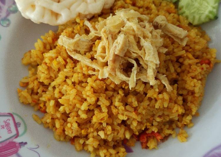 Nasi Goreng Kunyit😍