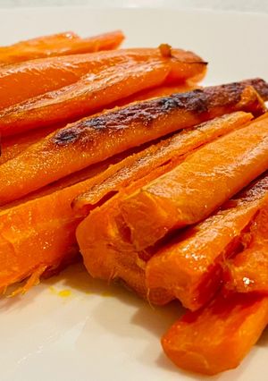 A picture of Honey Butter Roasted Carrots.