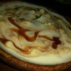 A picture of Sagar ratna style dahi vadas.