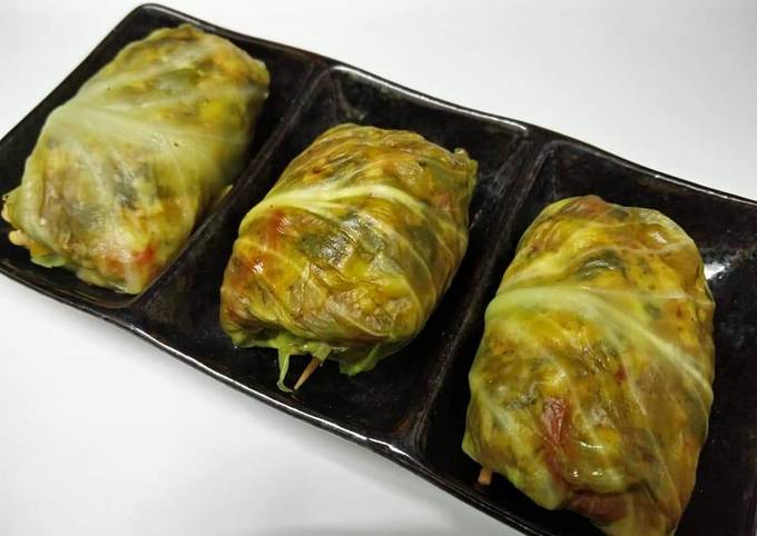 Steps to Make Delicious Spicy Cabbage Rolls