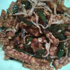 Kering Tempe Teri cabe ijo রেসিপির প্রধান ছবি