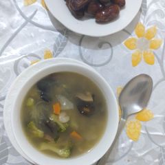 A picture of Chinese soup.