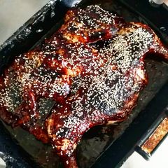 A picture of Juicy winy Black pepper grilled chicken.