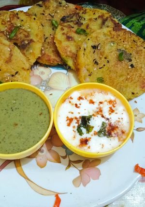 A picture of Healthy tasty veg semolina masala chilla.