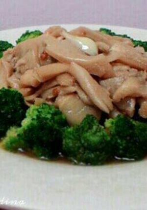 Foto resep Brokoli Jamur Saus Tiram #BantuMantenBaru