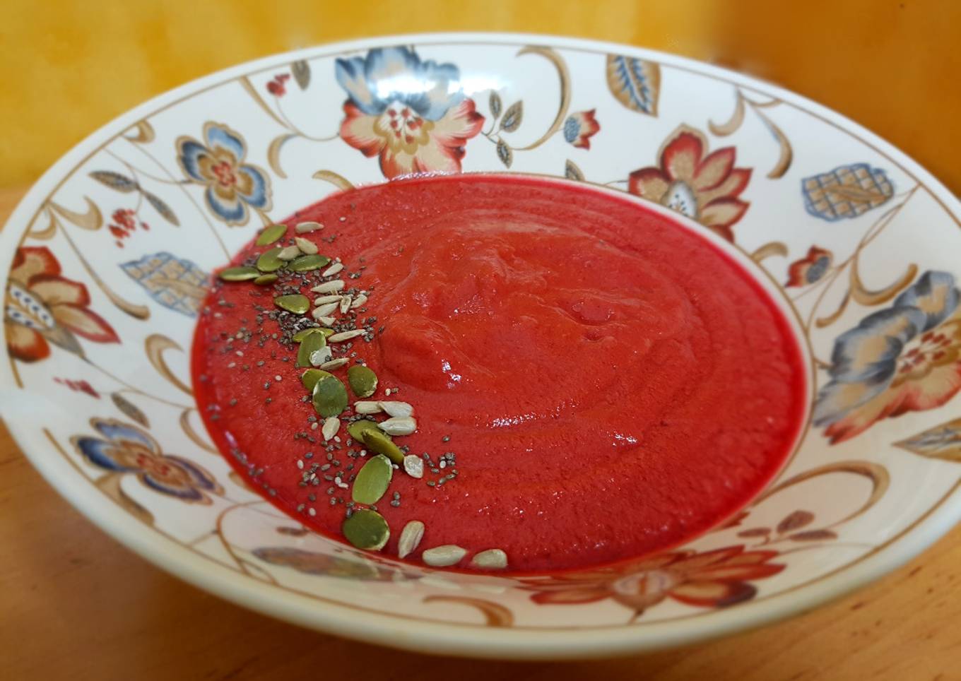 Gazpacho de remolacha y tomate