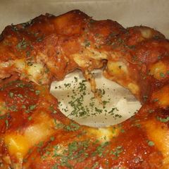 A picture of Pepperoni tear and share bread.