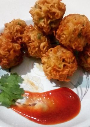 A picture of Indian style Maggi balls.