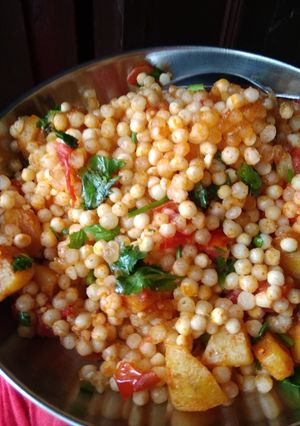 A picture of Colorful sabudana pulao.