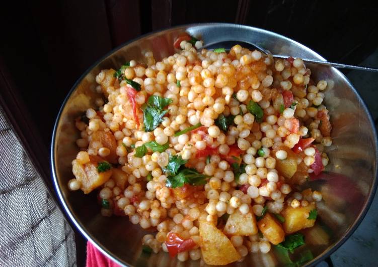 Colorful sabudana pulao