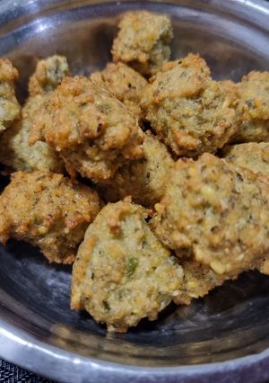 A picture of Dal vada.