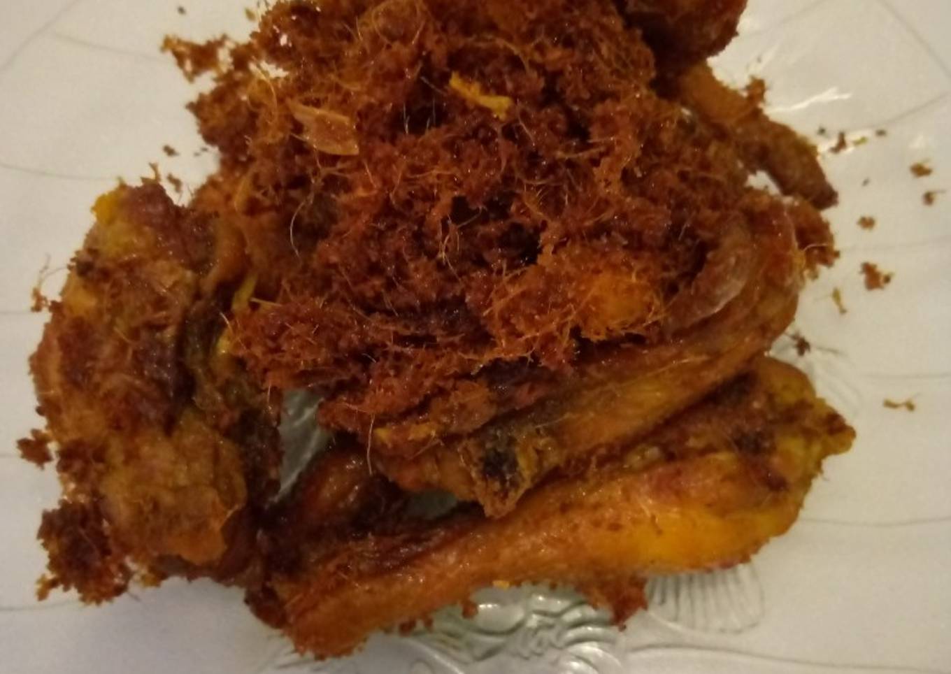 Ayam goreng bumbu laos