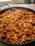 Fideuá de Pollo y Chorizo Parrillero