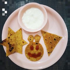 A picture of Besan roti.