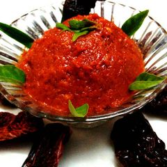 A picture of KHOLHAPURI THECHA (Red chilli Chutney).