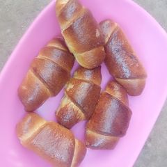 A picture of Bread 🍞.