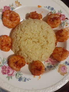 Una foto de Arroz con camarones 🦐
