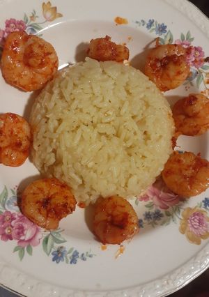 Una foto de Arroz con camarones 🦐