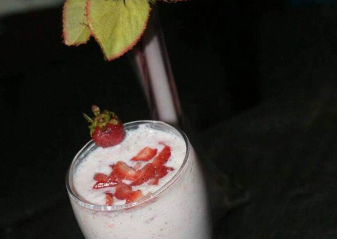 Creamy Strawberry shake