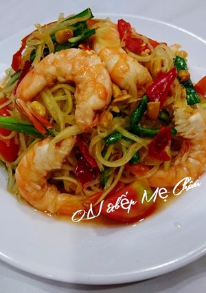 Hình của món Gỏi đu đủ đâm.