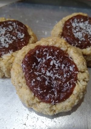 Una foto de Pepas de avena y dulce de leche