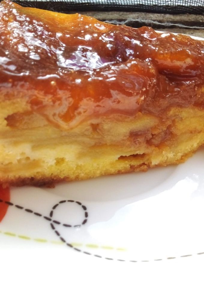 Una foto de Torta de manzanas invertida