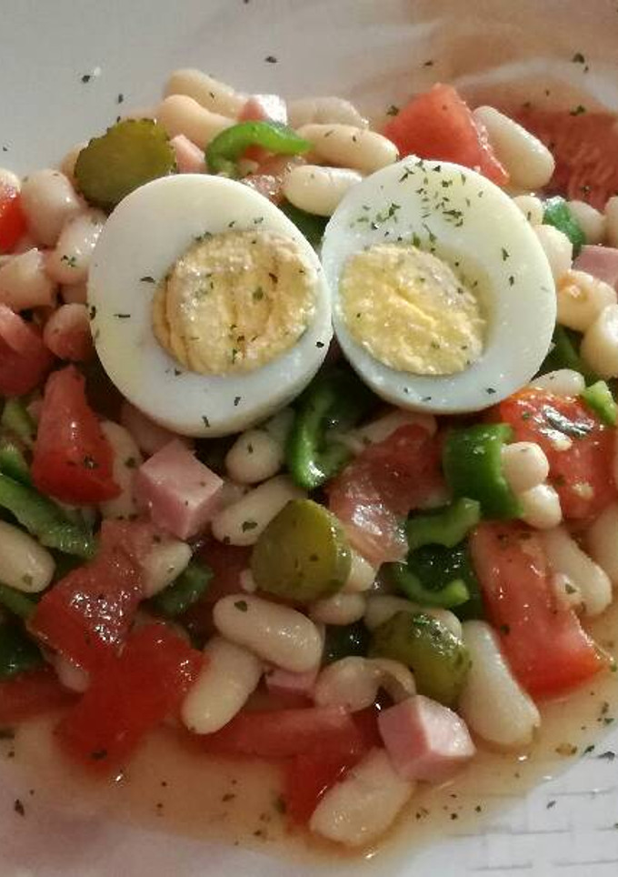 Una foto de ⭐Ensalada de alubias con huevo⭐