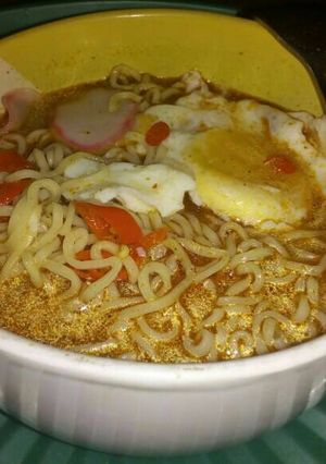 Foto resep Mie Sedap Kari ala alaa seblak jeletot dengan telur ½ matang