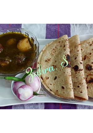 A picture of Chicken Mince Kofta Curry.