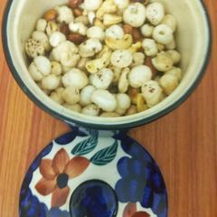A picture of Healthy anytime snack.
