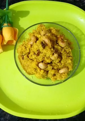A picture of Pears semolina Halwa (sweet dish).