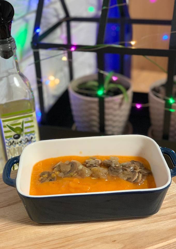 Пісний суп-пюре із гарбуза, коренем селери і печерицями🎃