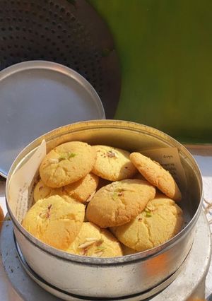 A picture of Orange Nankhatai.
