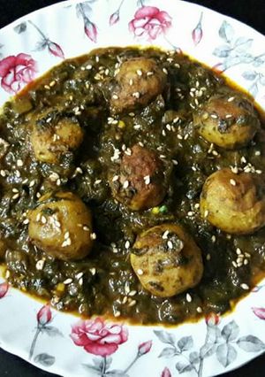 A picture of Palak Aloo Fry.
