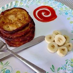 A picture of Banana oats pancake / fliters.