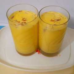 બદામ શેક (Badam Shake Recipe In Gujarati) রেসিপির প্রধান ছবি