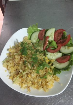 Hình của món Cơm chiên trứng.