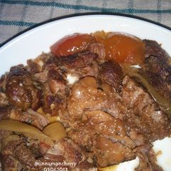 A picture of Sweet (and a bit sour) Beef, in Crockpot/Slow Cooker.