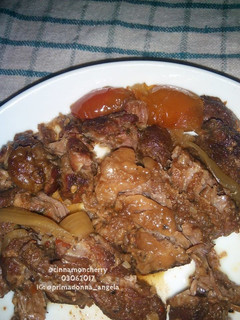 A picture of Sweet (and a bit sour) Beef, in Crockpot/Slow Cooker.