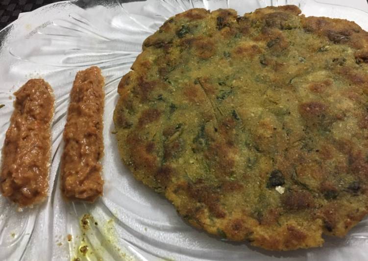 Recipe of Quick Makka methi paratha