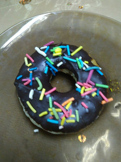 A picture of Vegan doughnuts.