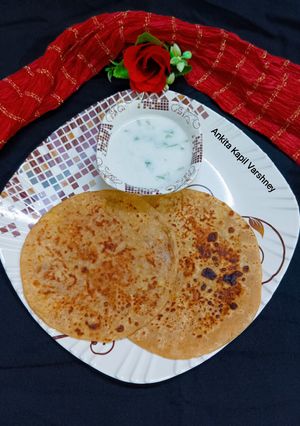 A picture of Aloo Paratha.